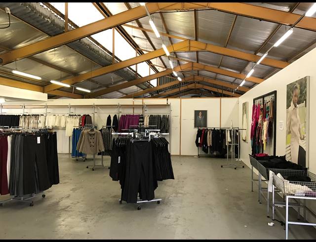 1,915M² FACTORY FOR SALE IN ELSIES RIVER INDUSTRIAL